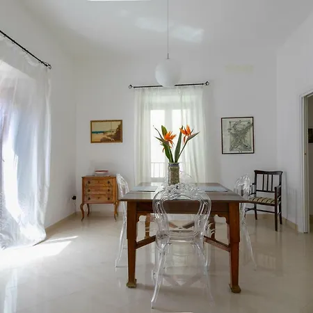 Lejlighed Piazza Pretoria Palermo